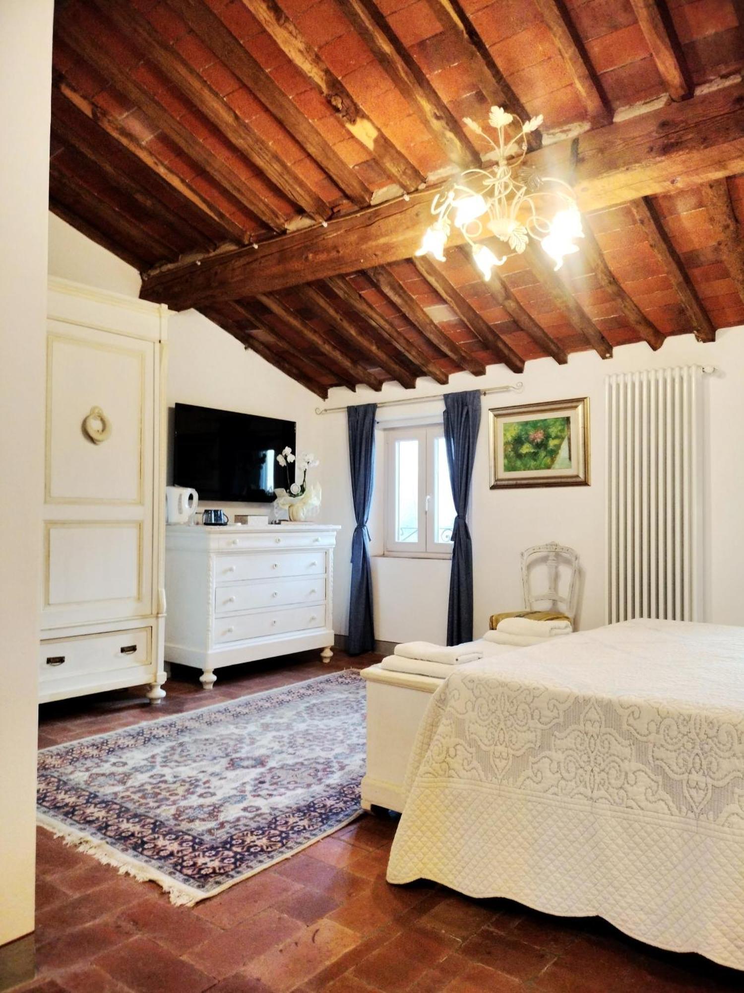 B&B La Rosa Nel Verde Lucca Exteriér fotografie